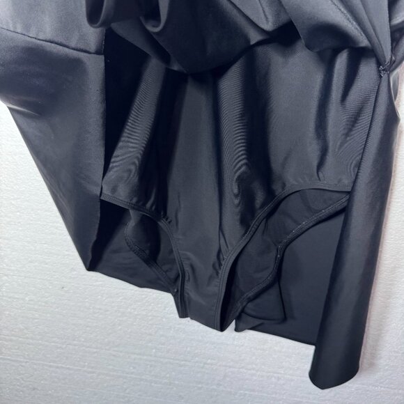 Torrid Womens Plus Sz 1 1X Black Asymmetrical One Piece Swim Dress Bathing Suit - Picture 9 of 12